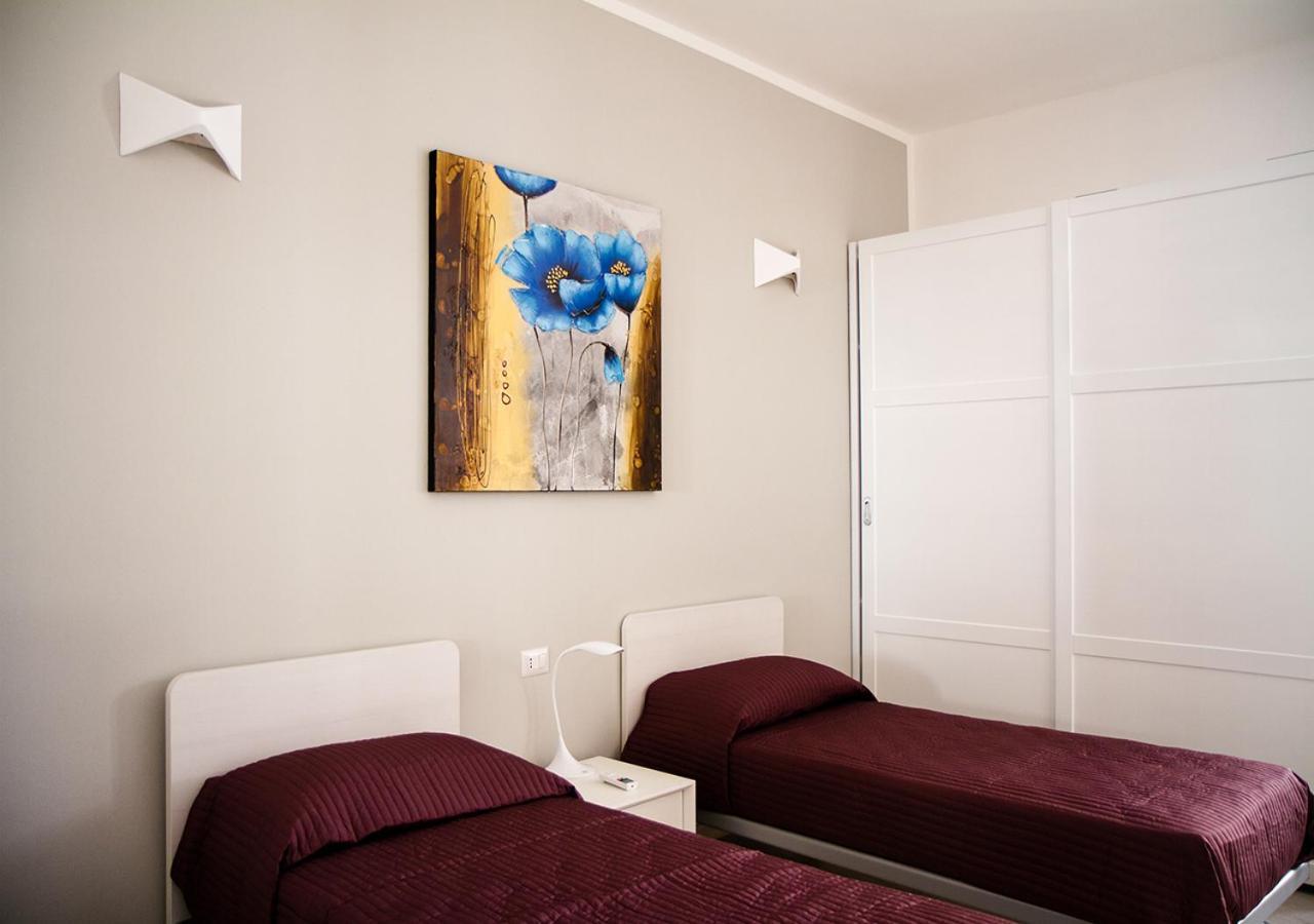 Murphy Holiday Home - Residenza XX Settembre La Maddalena  Bagian luar foto